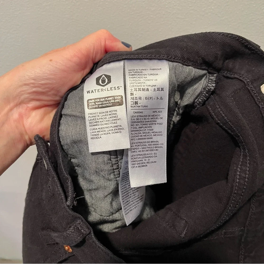 Levis hem inseam